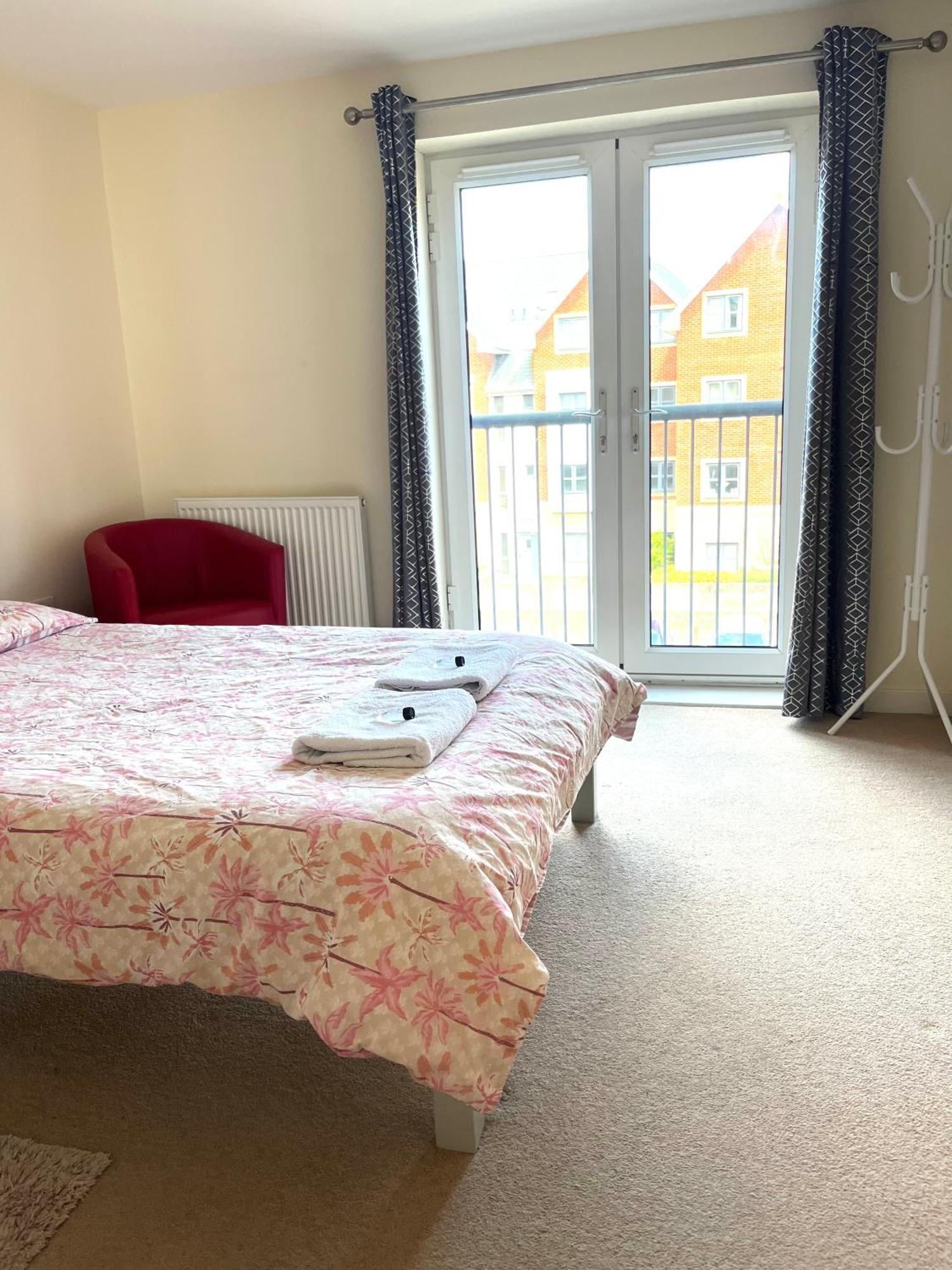 Spacious Two Bedrooms Apartment For Business And Holiday Портцмаус Экстерьер фото